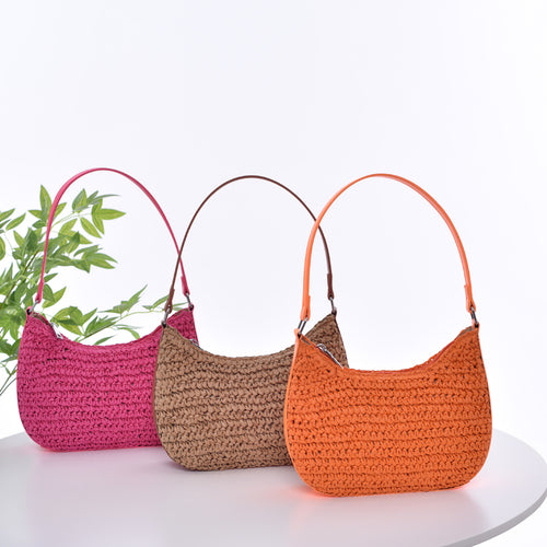 Handbag in Modern Hobo Style Bowlift