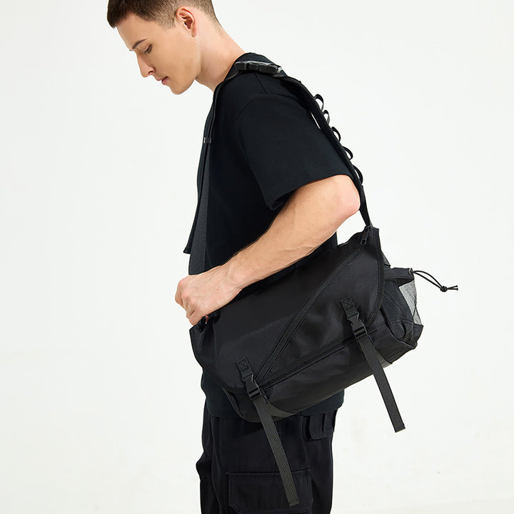 All-Weather Utility Shoulder Bag Bowlift