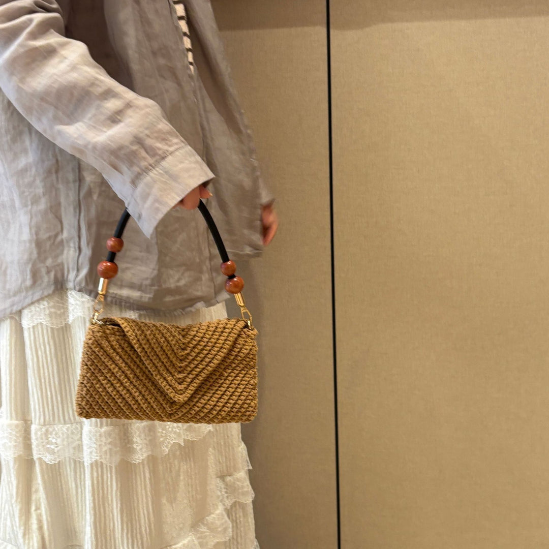Bag with stylish integrated handle Bowlift