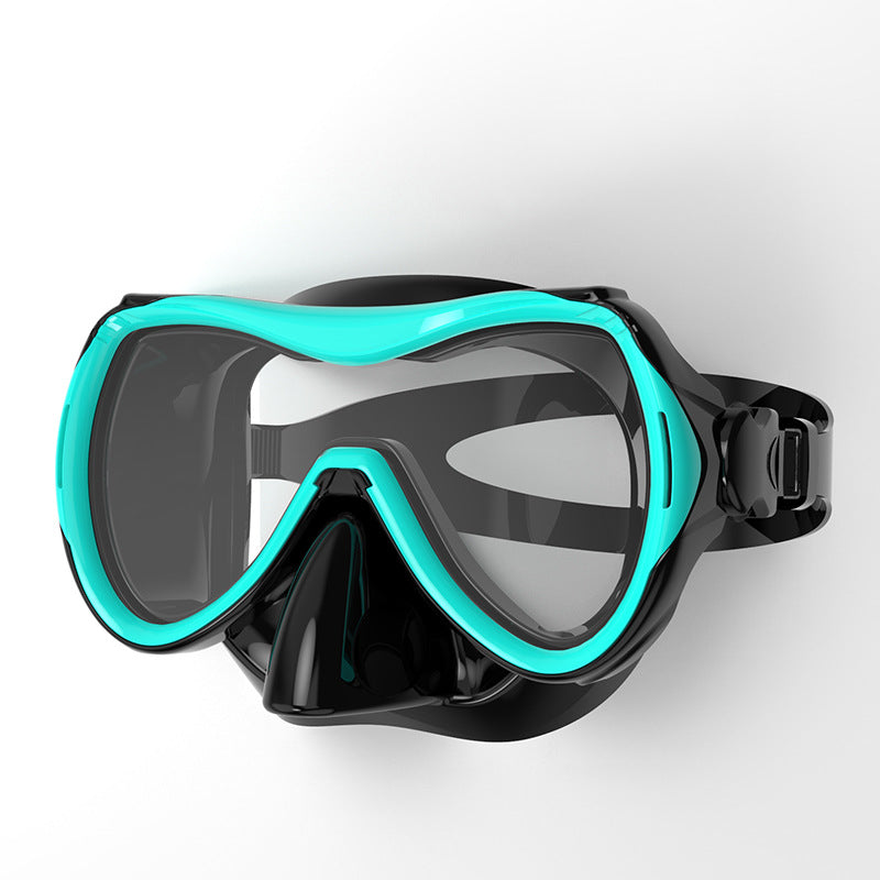Diving mask with ergonomic design Bowlift