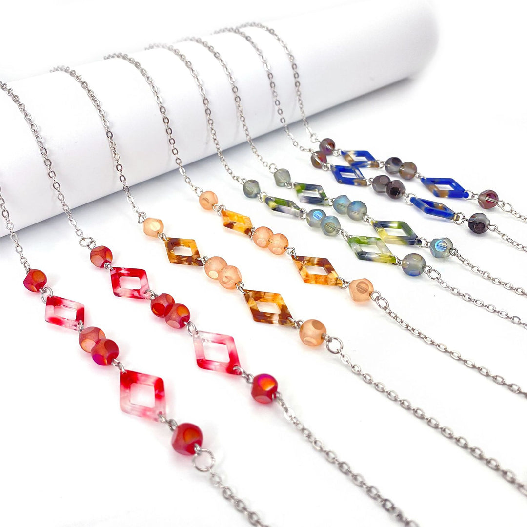 Stylish Eyewear Chain Bowlift