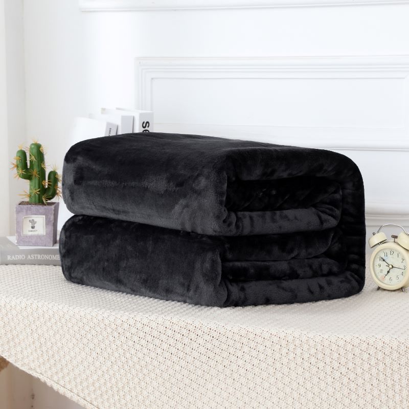 Ultra-Plush Fleece Throw Blanket Bowlift