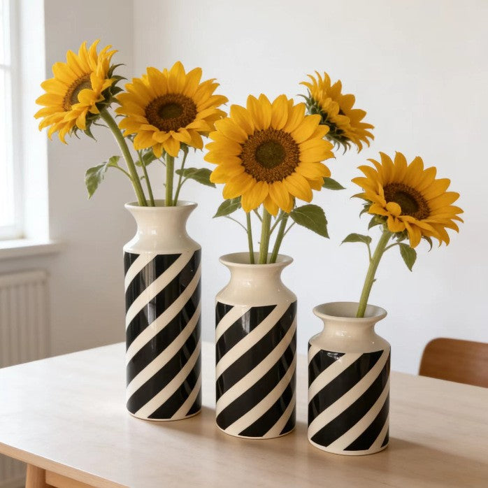 Decorative Feather Print Vase Bowlift