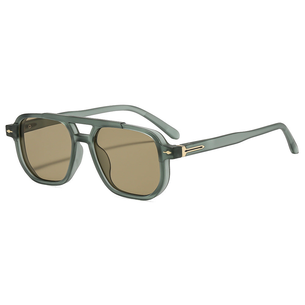 Ladies fashionable sunglasses with extra large frame Bowlift