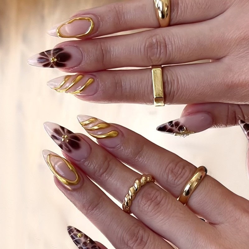 High-quality artificial nails Bowlift