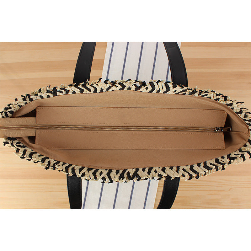 Elegant Basket Bag with Fine Pattern Bowlift