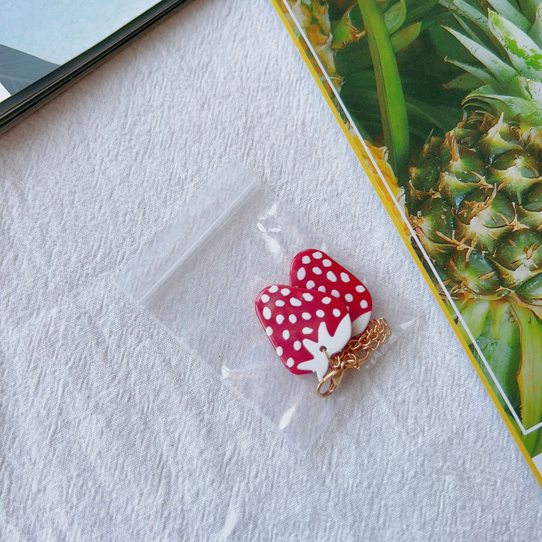 Charming Strawberry Pendant Earrings Bowlift