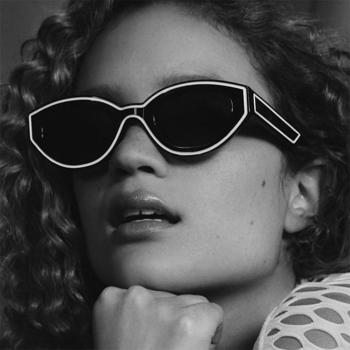 Women Cat-Eye Sunglasses with sturdy transparent frame and protective UV filter Bowlift