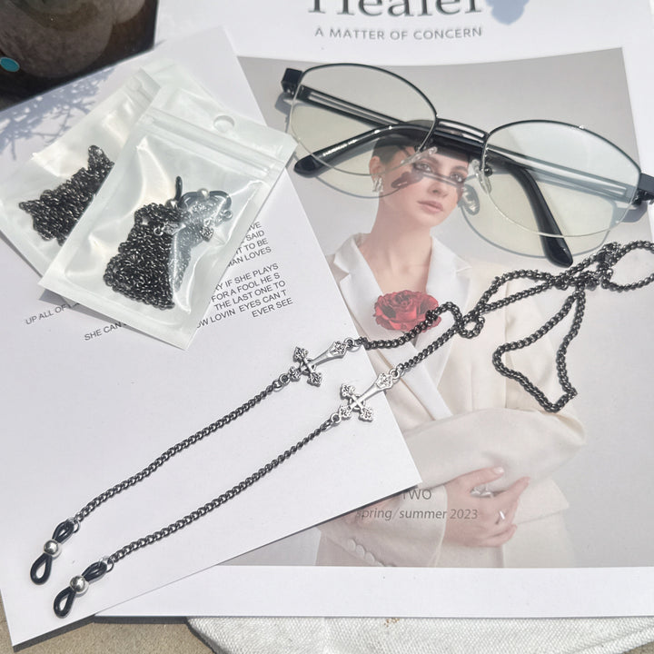 Stylish Cross-Detail Eyewear Chain Bowlift