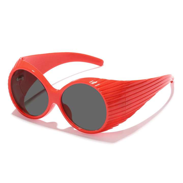 Women's trendy and eye-catching sunglasses with modern design Bowlift
