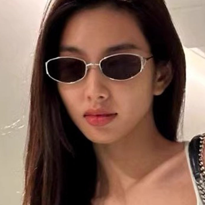 Women's fashionable sunglasses in an elegant oval design with high-quality metal frame Bowlift