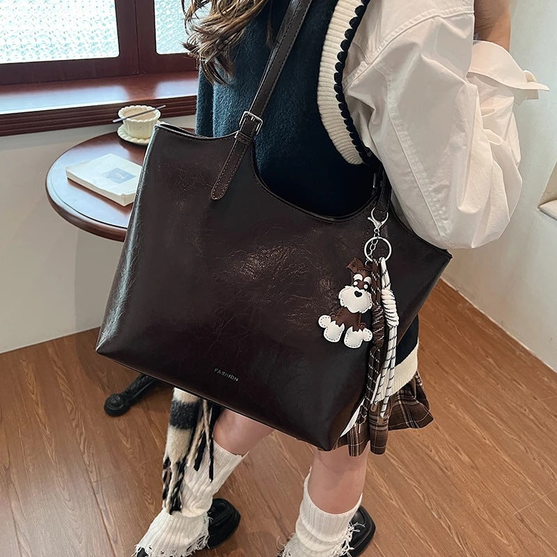 Luxurious Textured Leather Tote Bowlift