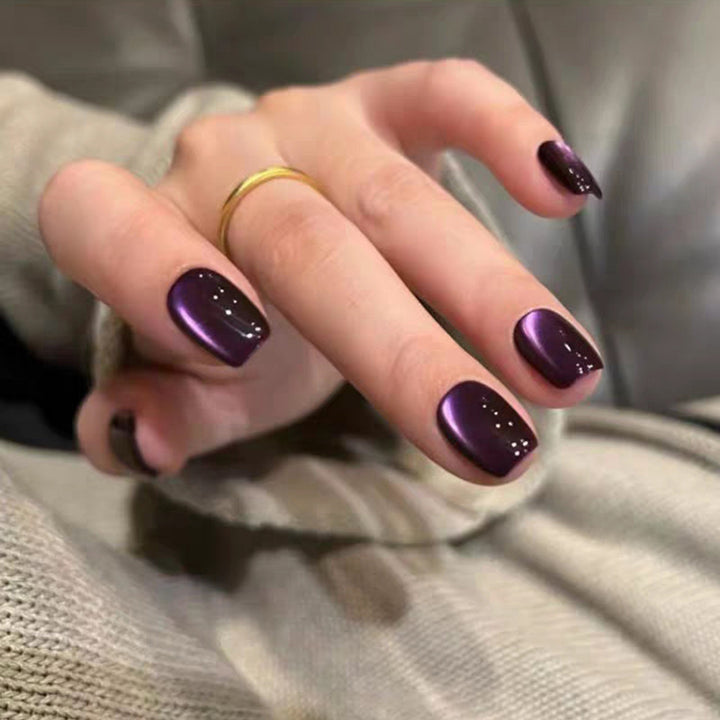 Artistic Press-On Nail Set with Celestial Design Bowlift