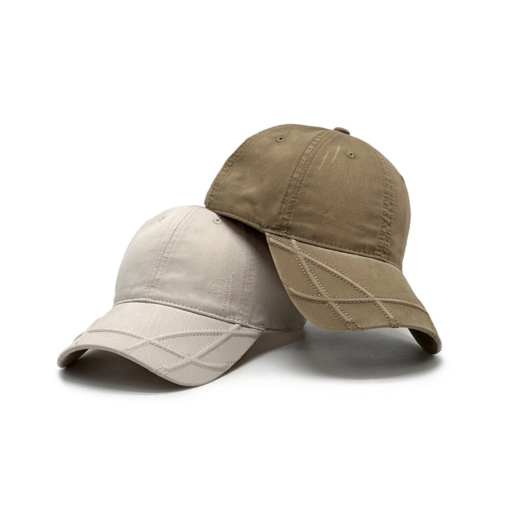 Women's sporty and functional cap Bowlift