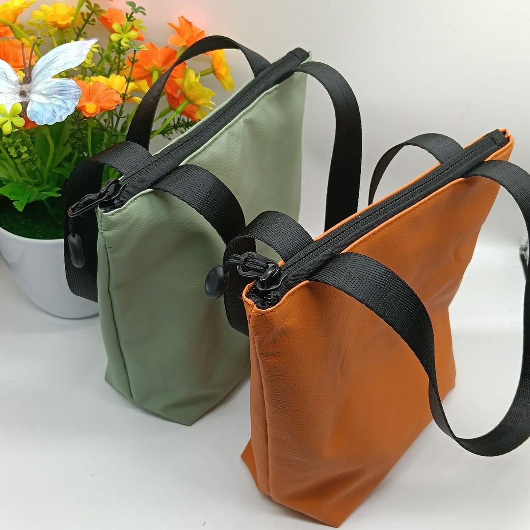 Stylish Practical Handbag Bowlift