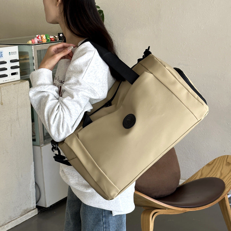 Versatile All-Purpose Duffle Bag Bowlift