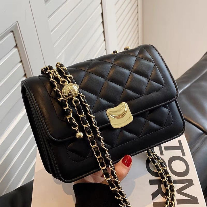 Quilted Chain-Detail Crossbody Handbag Bowlift