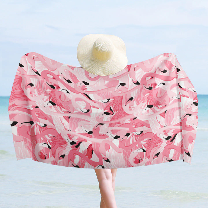 Luxury beach towel with dynamic wave design Bowlift