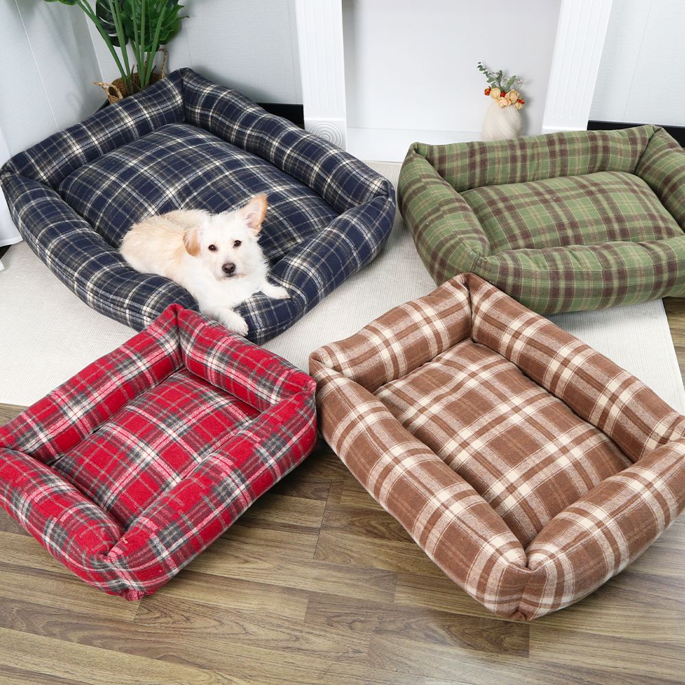 Cozy Fleece-Lined dog bed