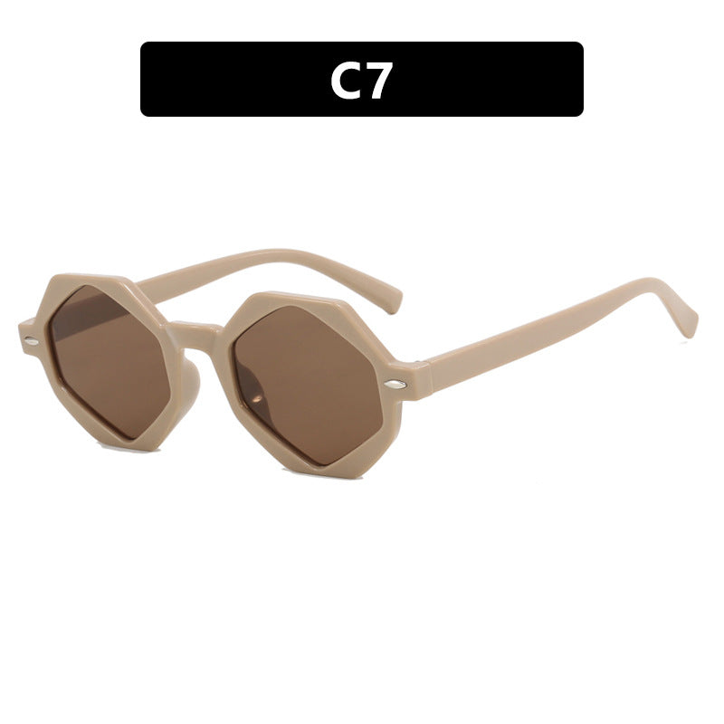 Ladies trendy sunglasses in modern octagonal design Bowlift