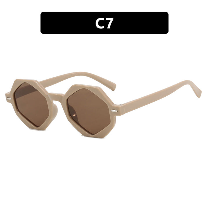 Ladies trendy sunglasses in modern octagonal design Bowlift