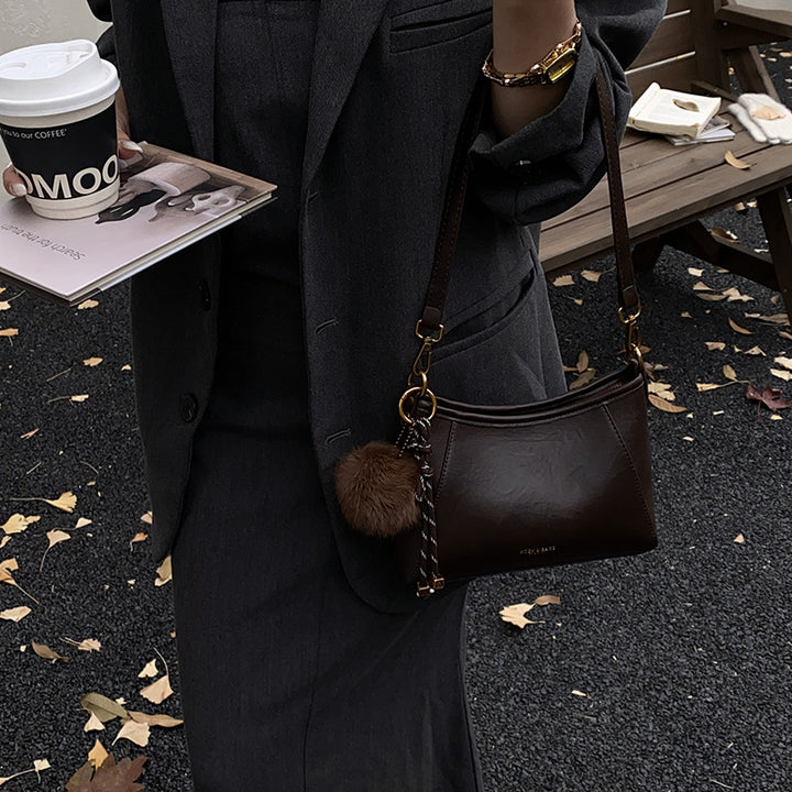 Chic Minimalist Shoulder Bag Bowlift