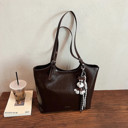 Luxurious Textured Leather Tote Bowlift