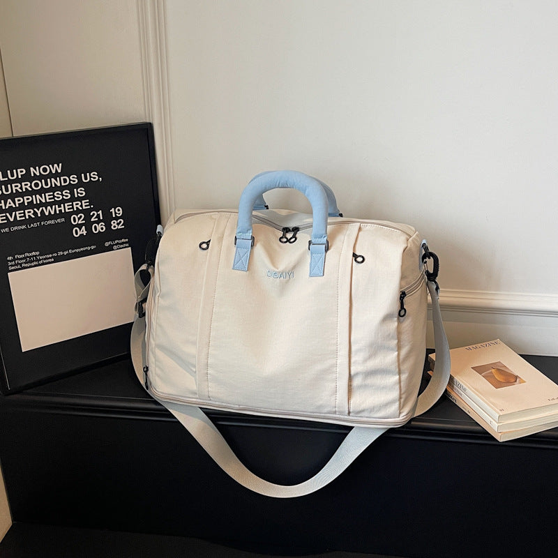 Versatile Weekender Travel Tote