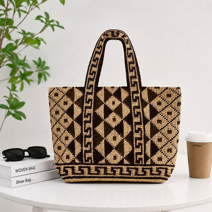 Fashionable and Practical Wicker Bag Bowlift