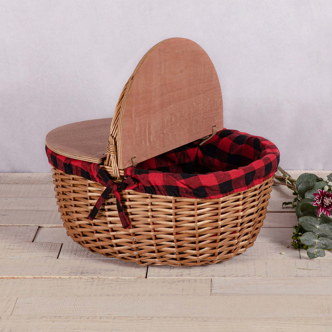Women’s picnic basket with practical wooden lid and striped lining Bowlift