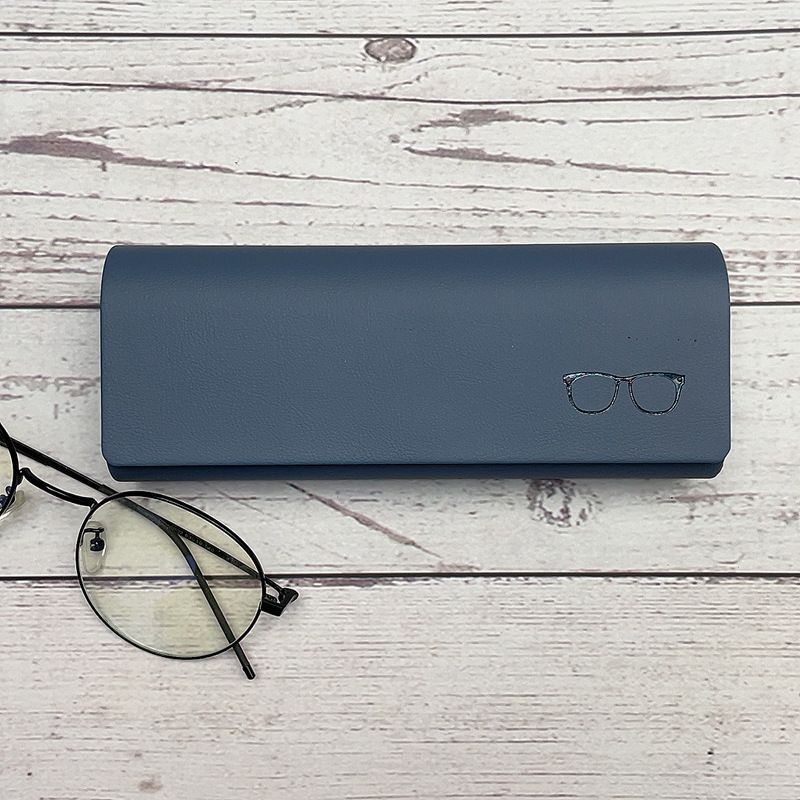 Slim Magnetic Folding Eyeglass Case Bowlift