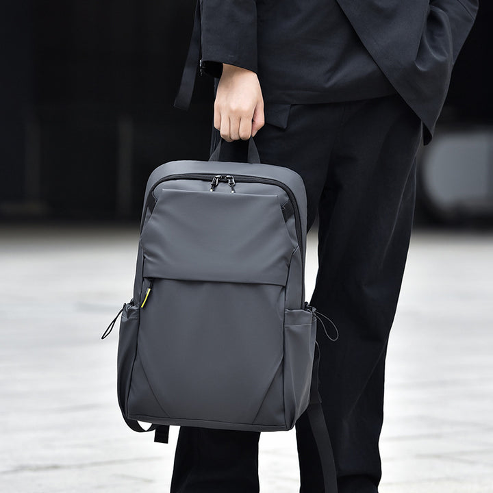 Ultra-Functional Everyday Backpack Bowlift