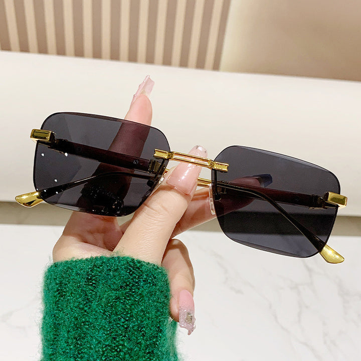Women's fashionable rectangular sunglasses with elegant metal accent Bowlift