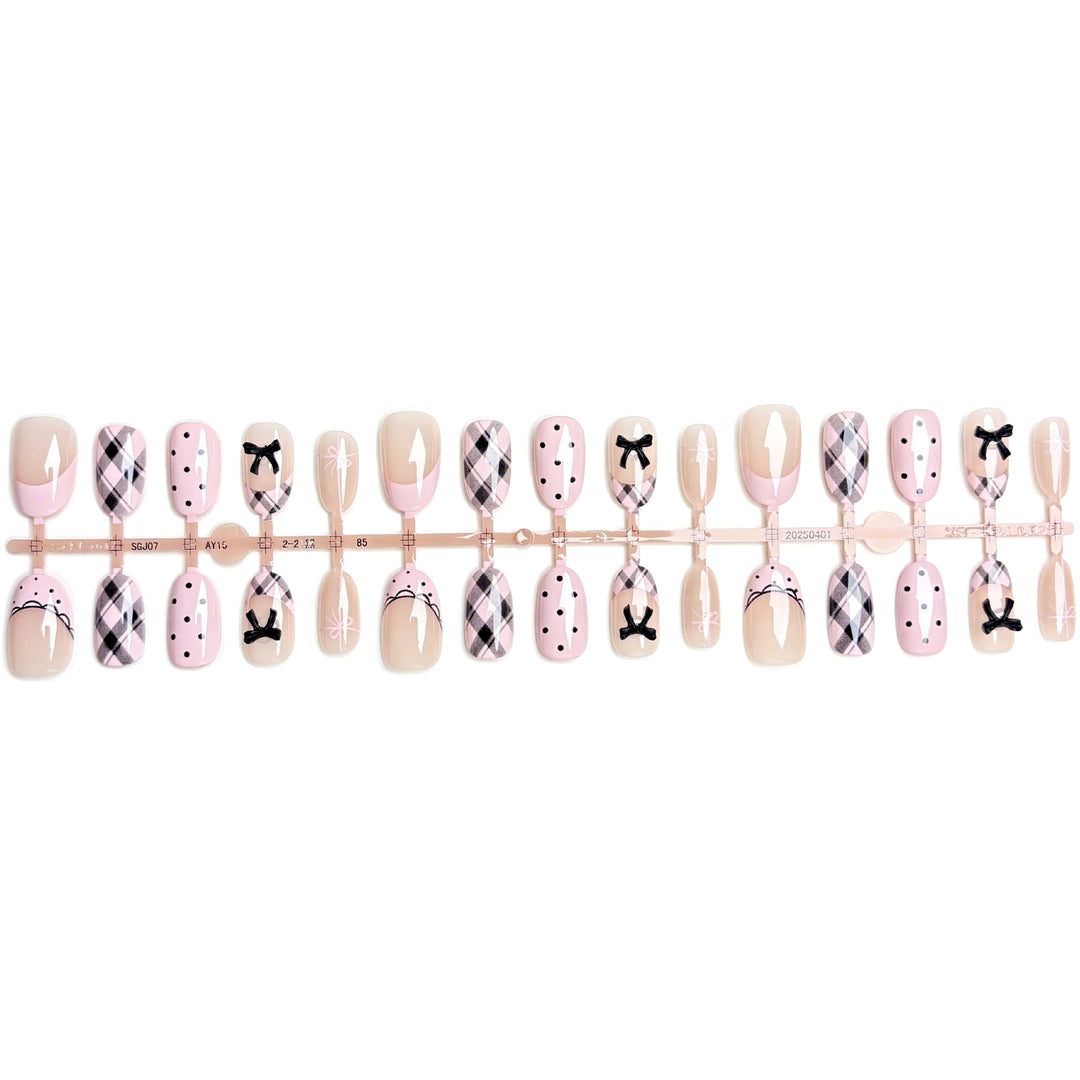 Patterned Press-On Nail Art Set