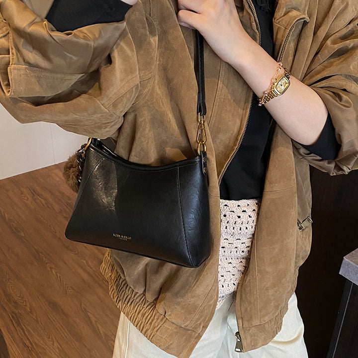Chic Minimalist Shoulder Bag Bowlift