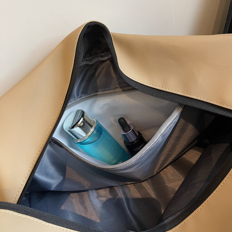 Spacious Multi-Functional Travel Duffle Bag Bowlift