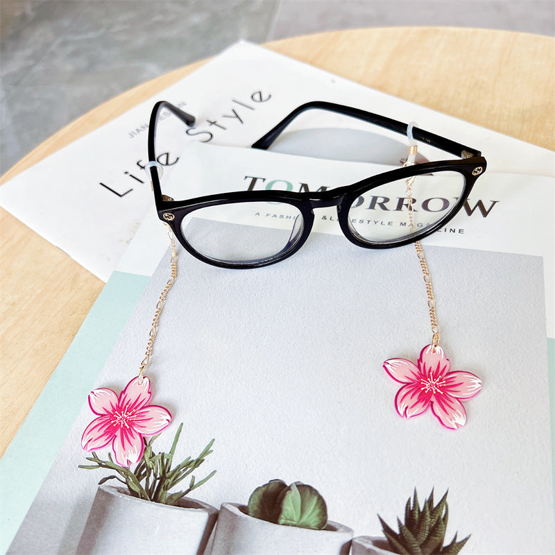 Floral Charm Dangle Earrings Bowlift