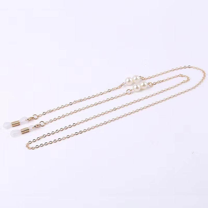 Elegant Layered Pearl and Chain Necklace Bowlift