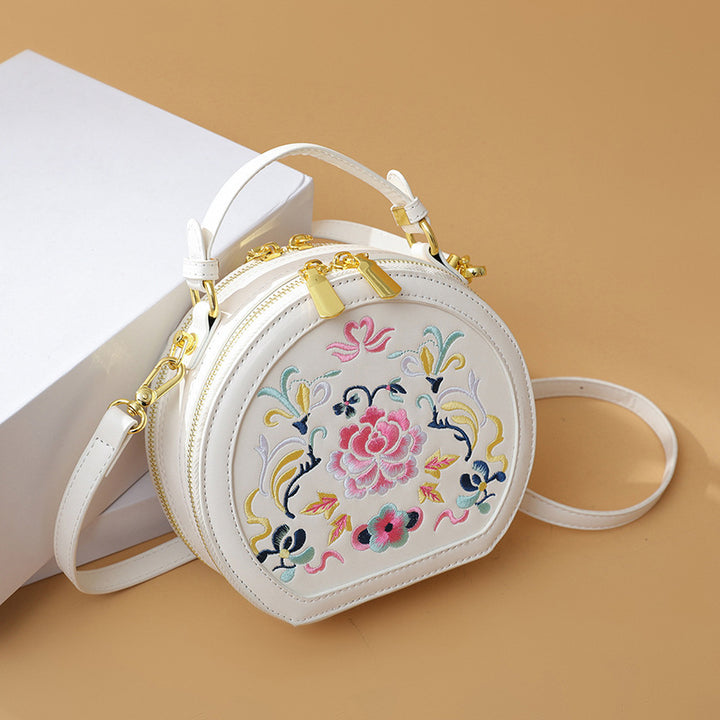 Vintage Floral Embroidered Handbag Bowlift