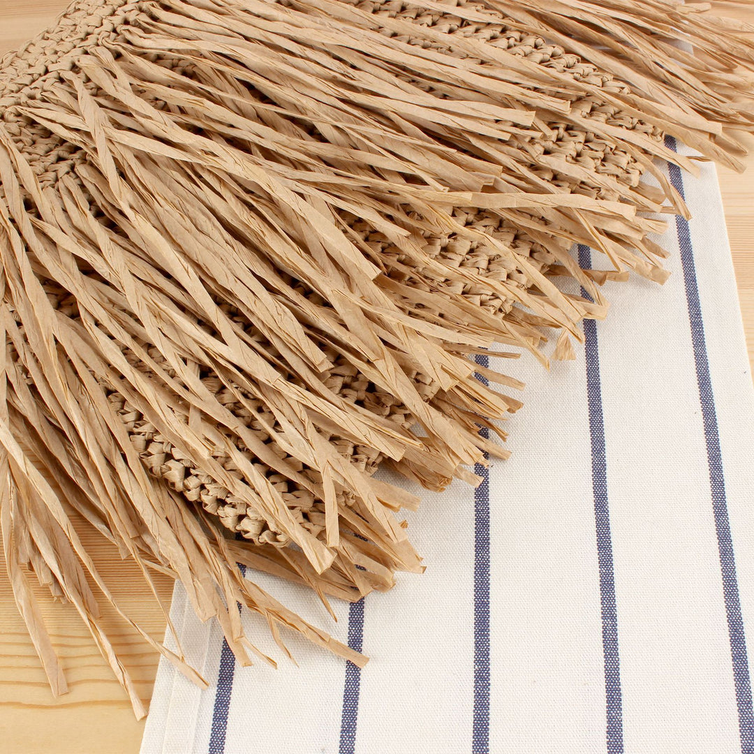 Braided summer handbag with fringed design Bowlift