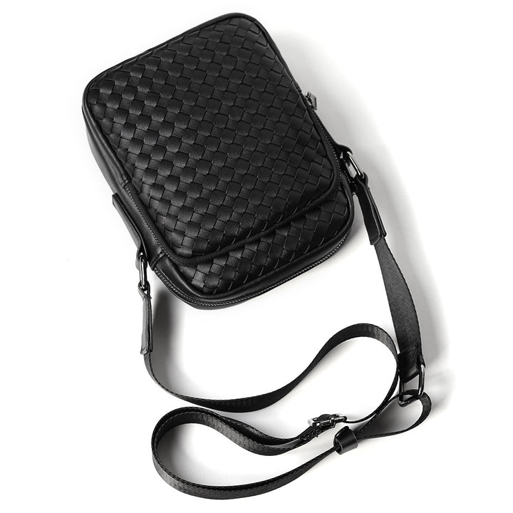 Practical Crossbody Bag with Woven Design Bowlift