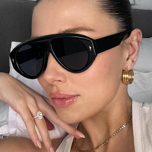 Women's modern fashion sunglasses in futuristic design Bowlift