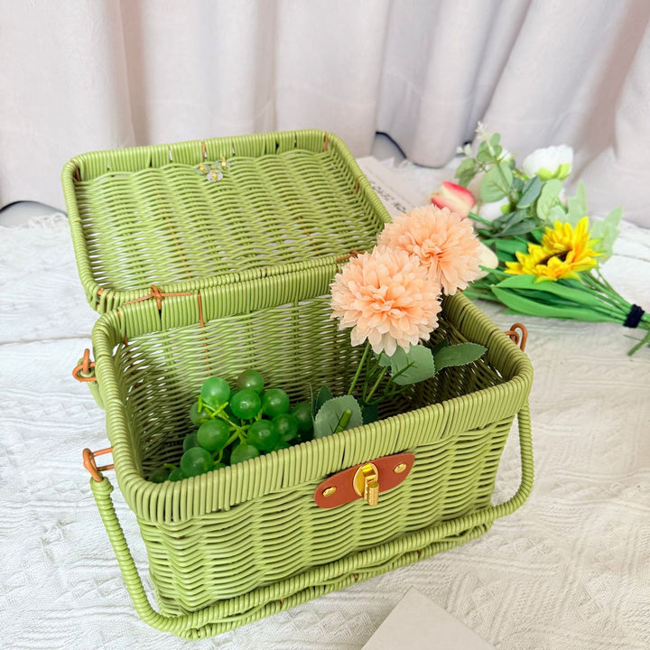 Women's Handcrafted Rattan Picnic Basket Bowlift