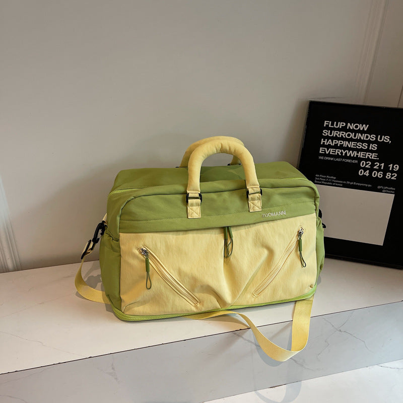 Versatile Multi-Pocket Travel Hand