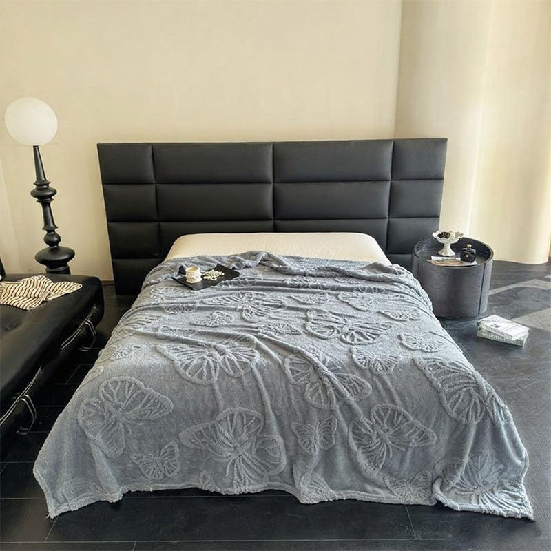 Women Plush Bedspread with Textured Design Bowlift