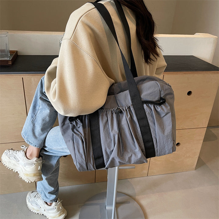 Versatile Travel Tote Bowlift