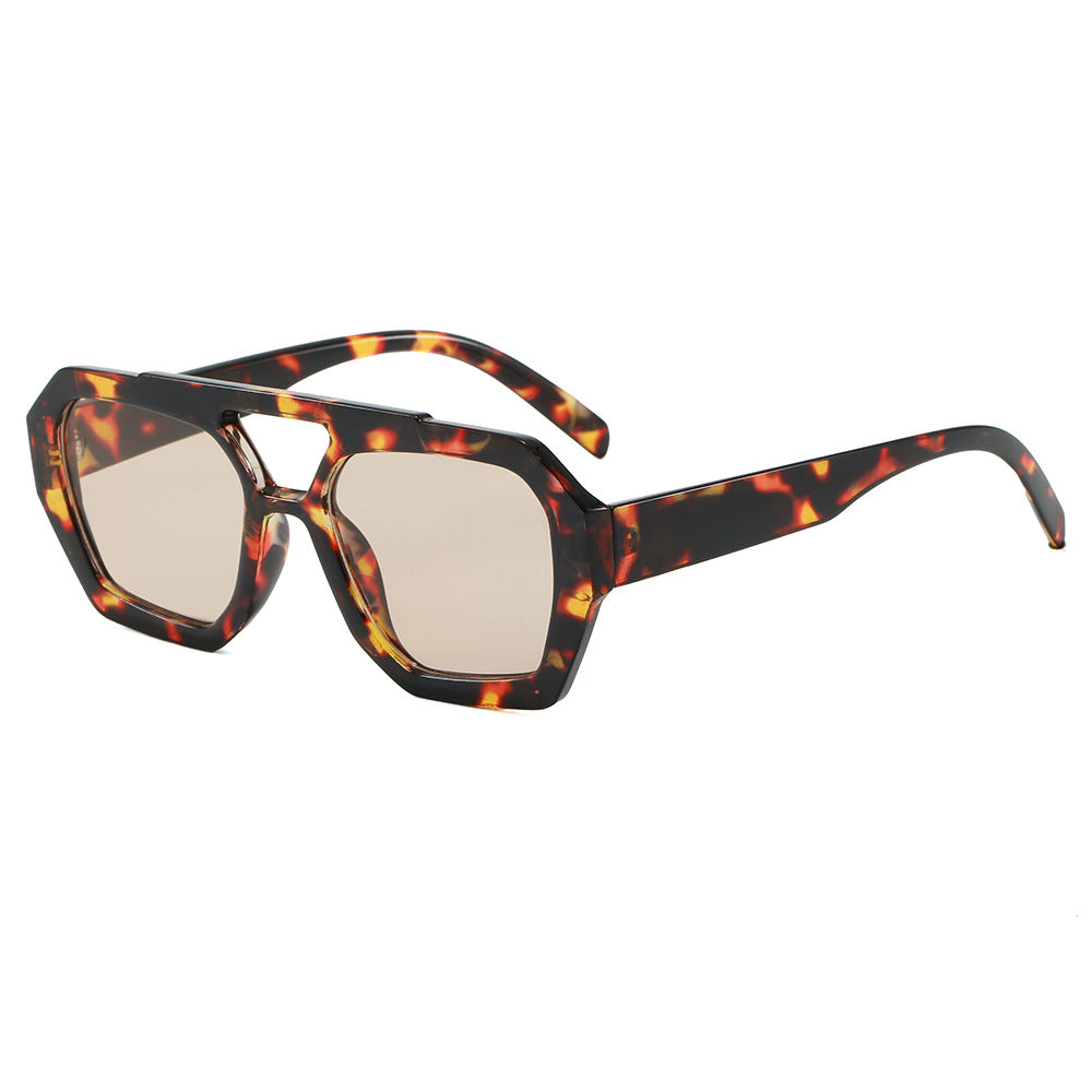 Women's geometric sunglasses in extravagant design Bowlift