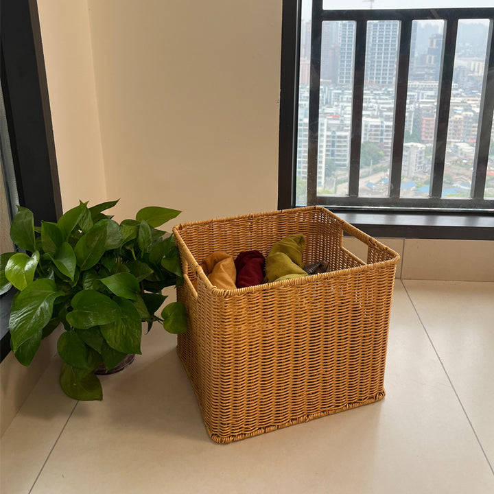 Women's Oval Storage Basket Bowlift