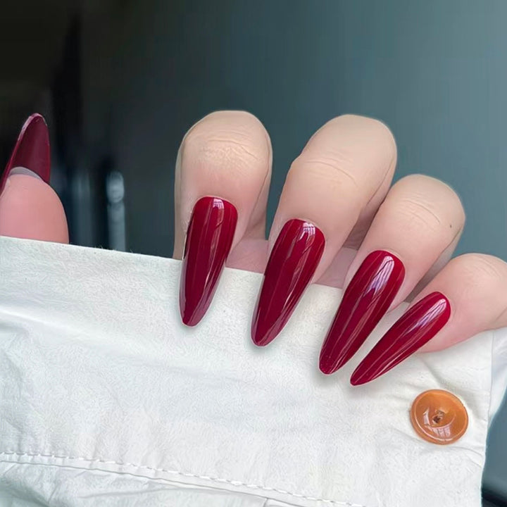 High-quality artificial nails Bowlift