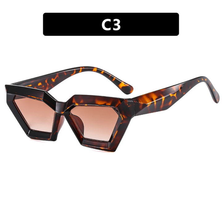 Ladies eye-catching sunglasses in unique hexagon design Bowlift